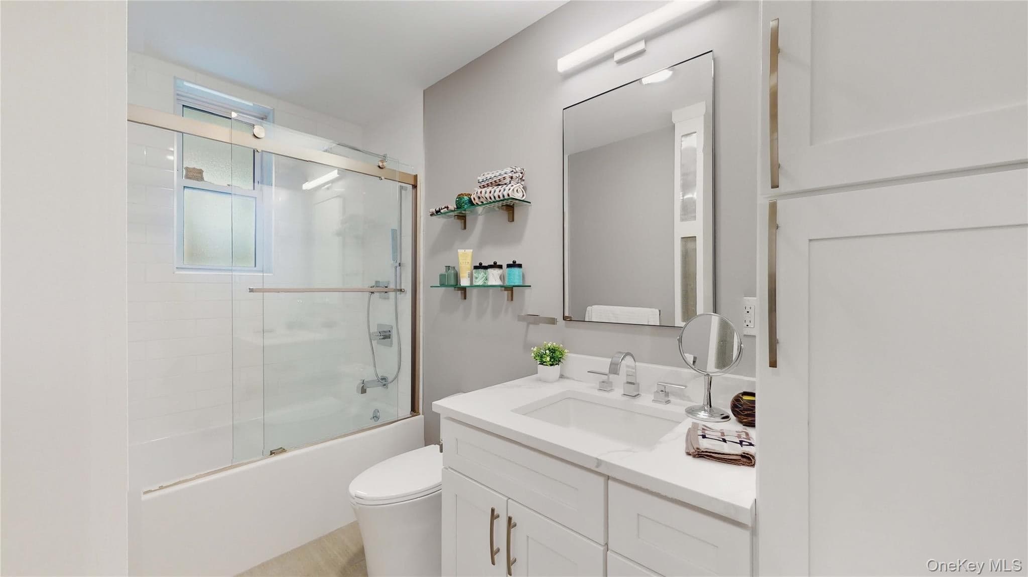 1133 Midland Avenue Unit: 1C thumbnail 14