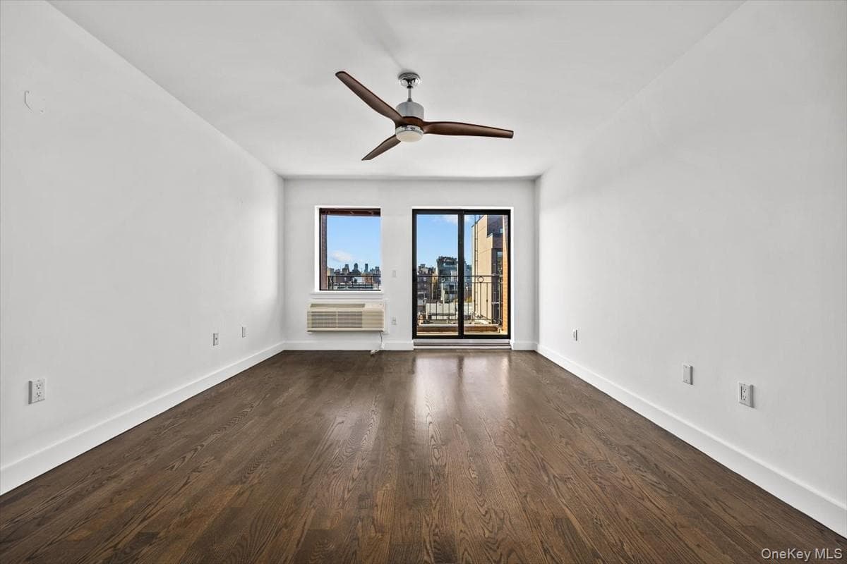 3135 31st Street Unit: 605 thumbnail 4