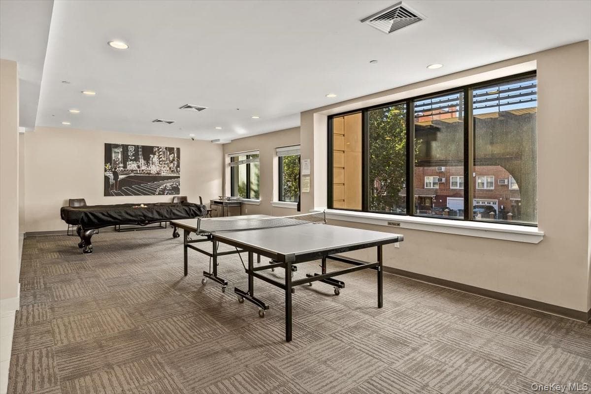 3135 31st Street Unit: 605 thumbnail 18