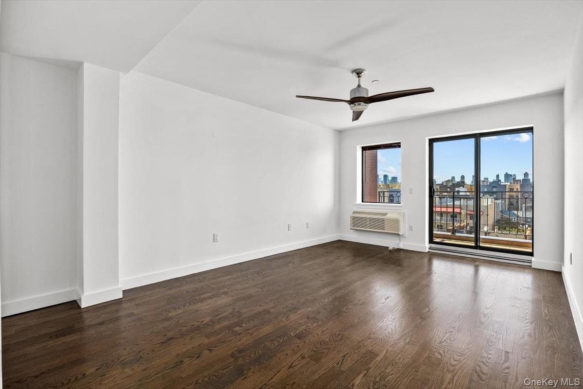 3135 31st Street Unit: 605 thumbnail 5