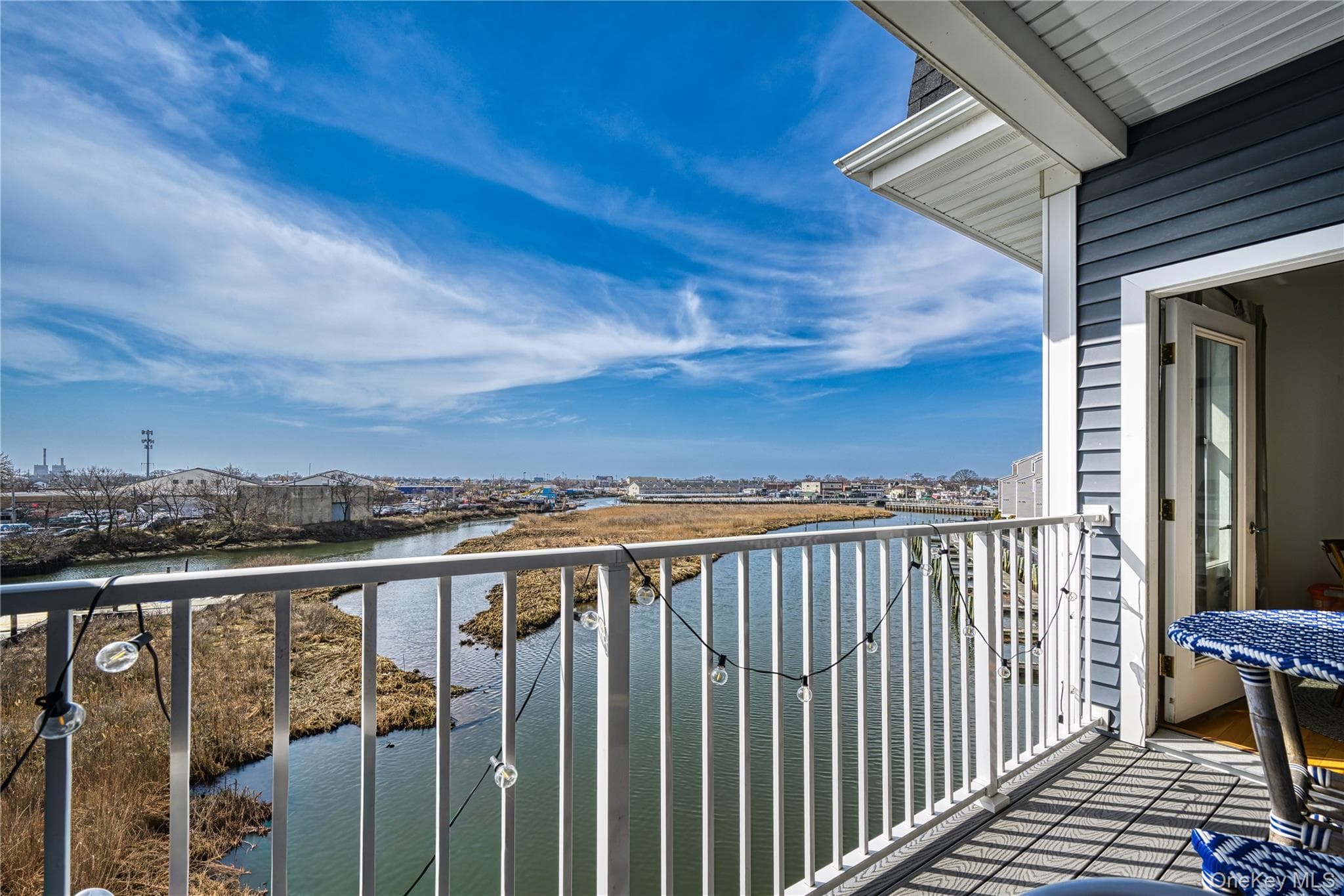 228 Marina Pointe Drive thumbnail 9