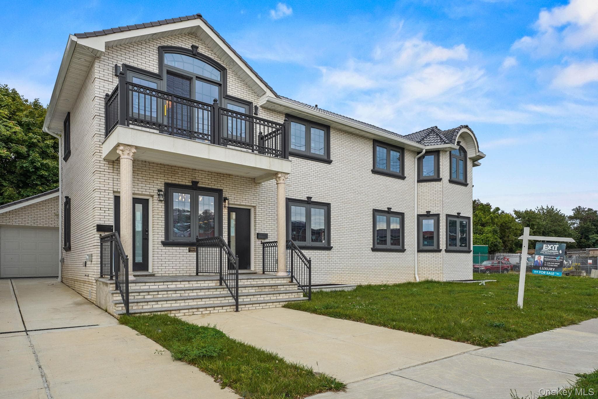 15033 Hawtree Street thumbnail 2