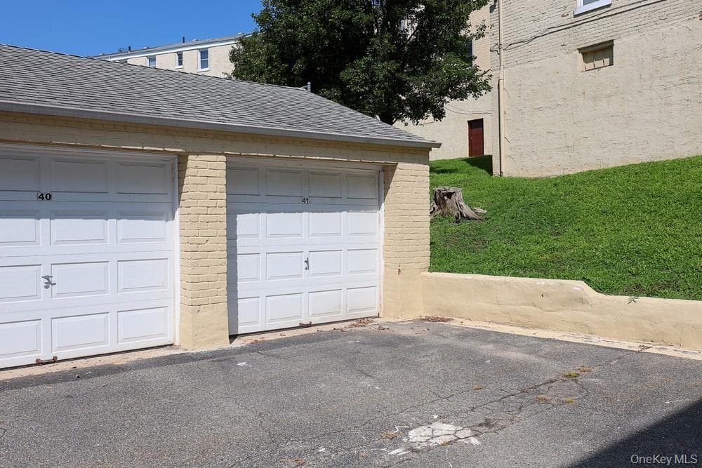 71-11 252 Street Unit: 195B thumbnail 4