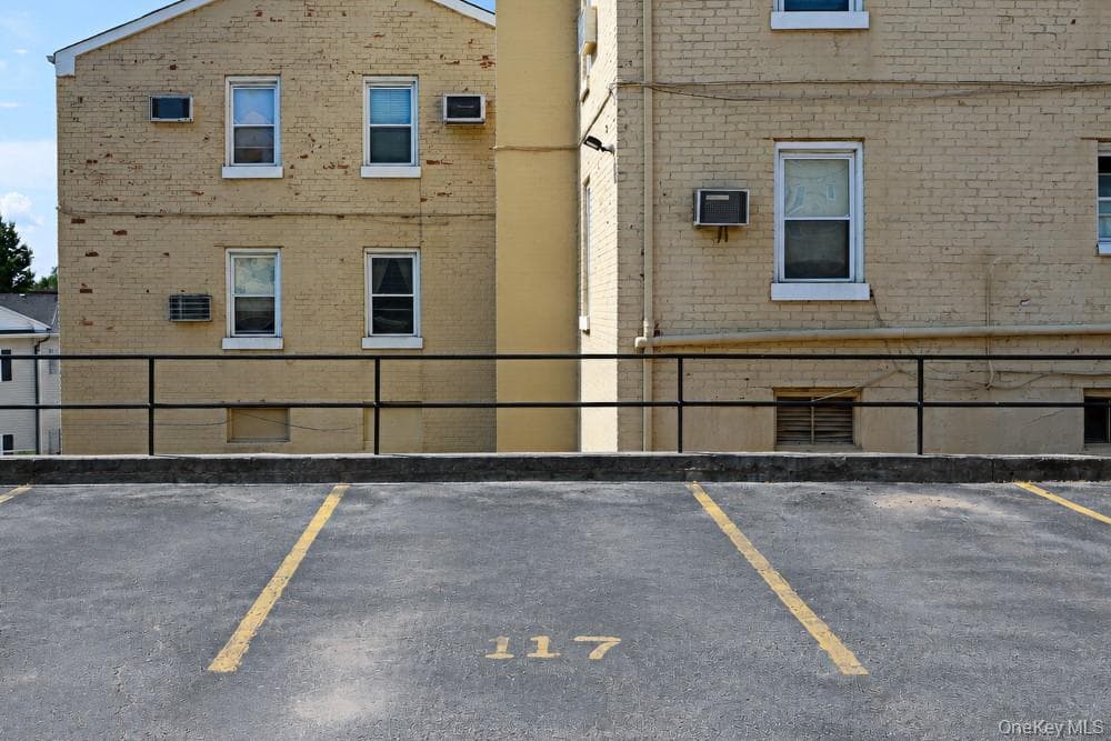 71-11 252 Street Unit: 195B thumbnail 3