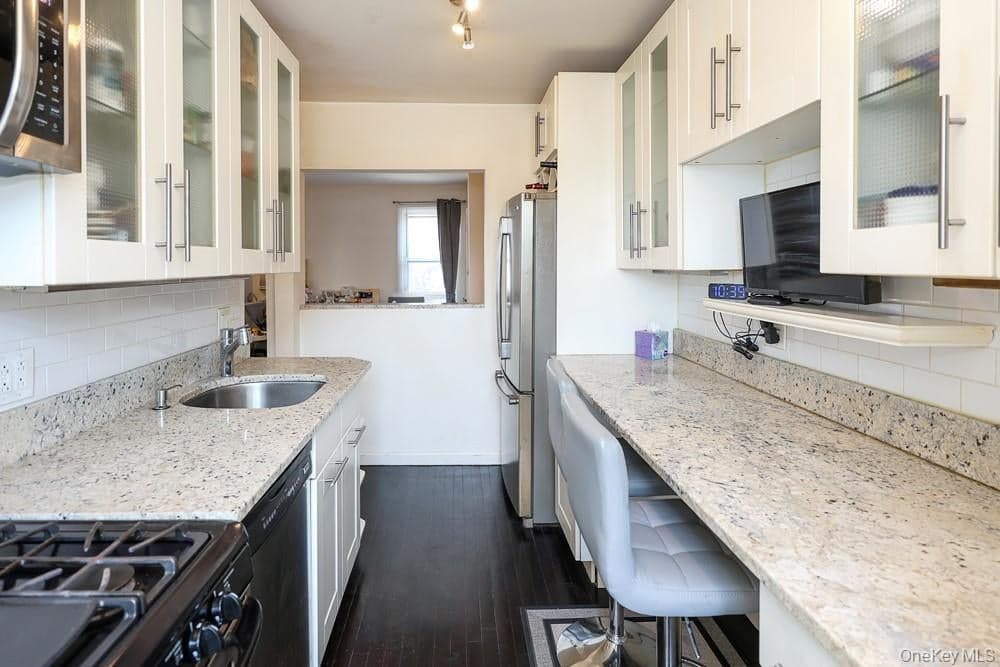 71-11 252 Street Unit: 195B, Bellerose