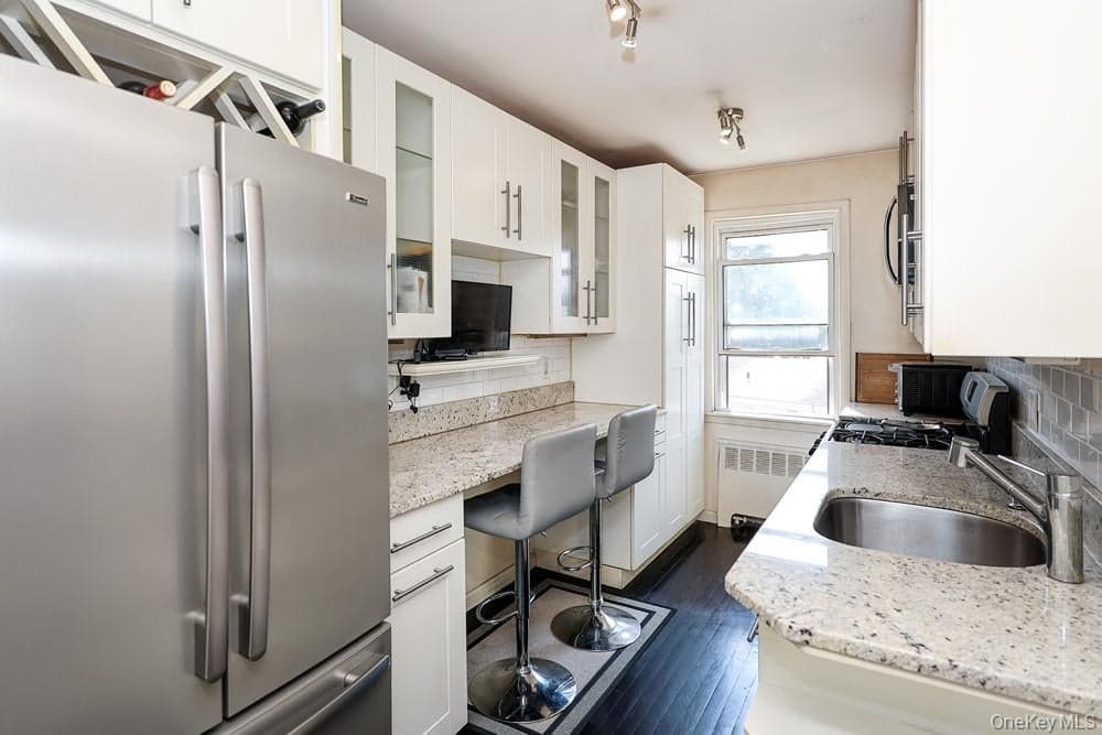 71-11 252 Street Unit: 195B thumbnail 11