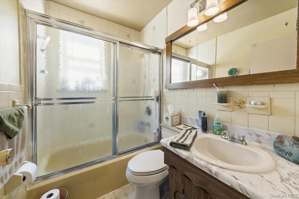 2810 Harding Avenue thumbnail 17
