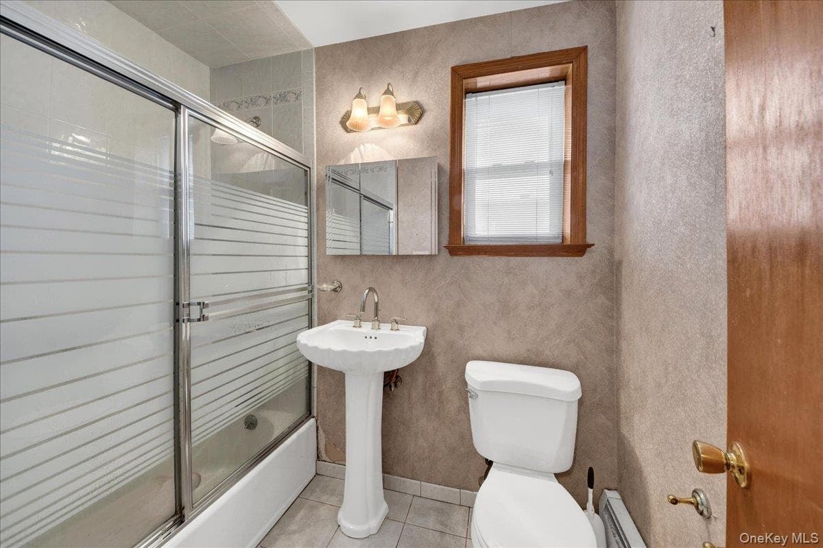 2810 Harding Avenue thumbnail 13