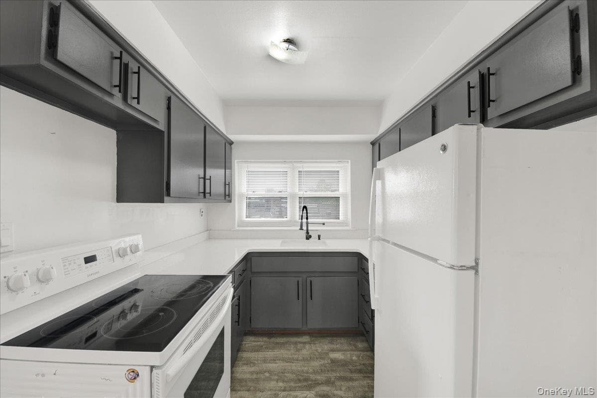 2810 Harding Avenue thumbnail 26