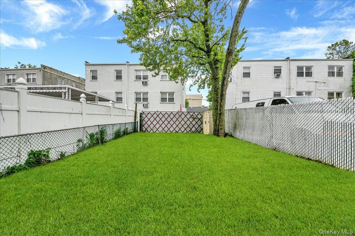 2810 Harding Avenue thumbnail 22