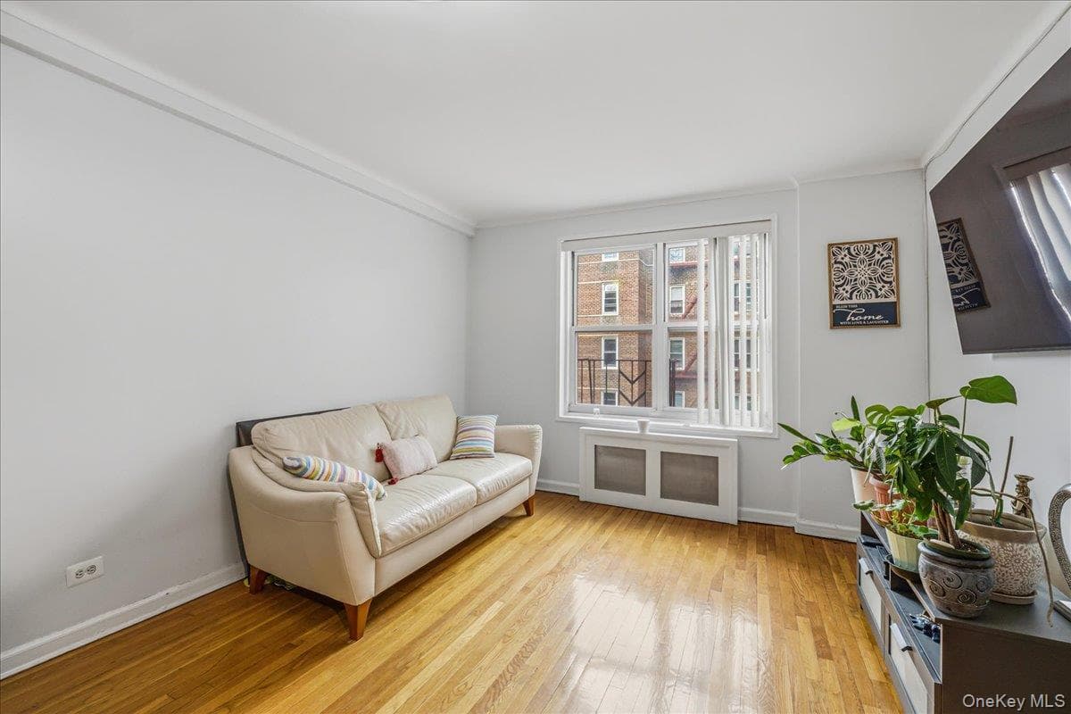 64-11 99 Street Unit: 414 thumbnail 7
