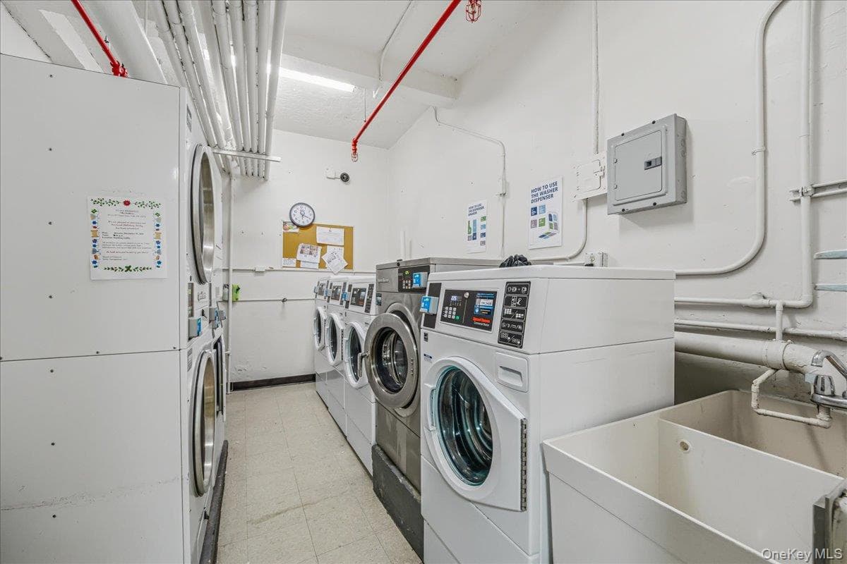 64-11 99 Street Unit: 414 thumbnail 18