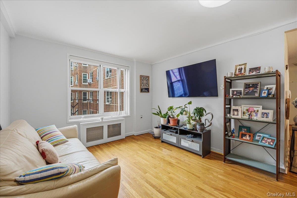 64-11 99 Street Unit: 414 thumbnail 8