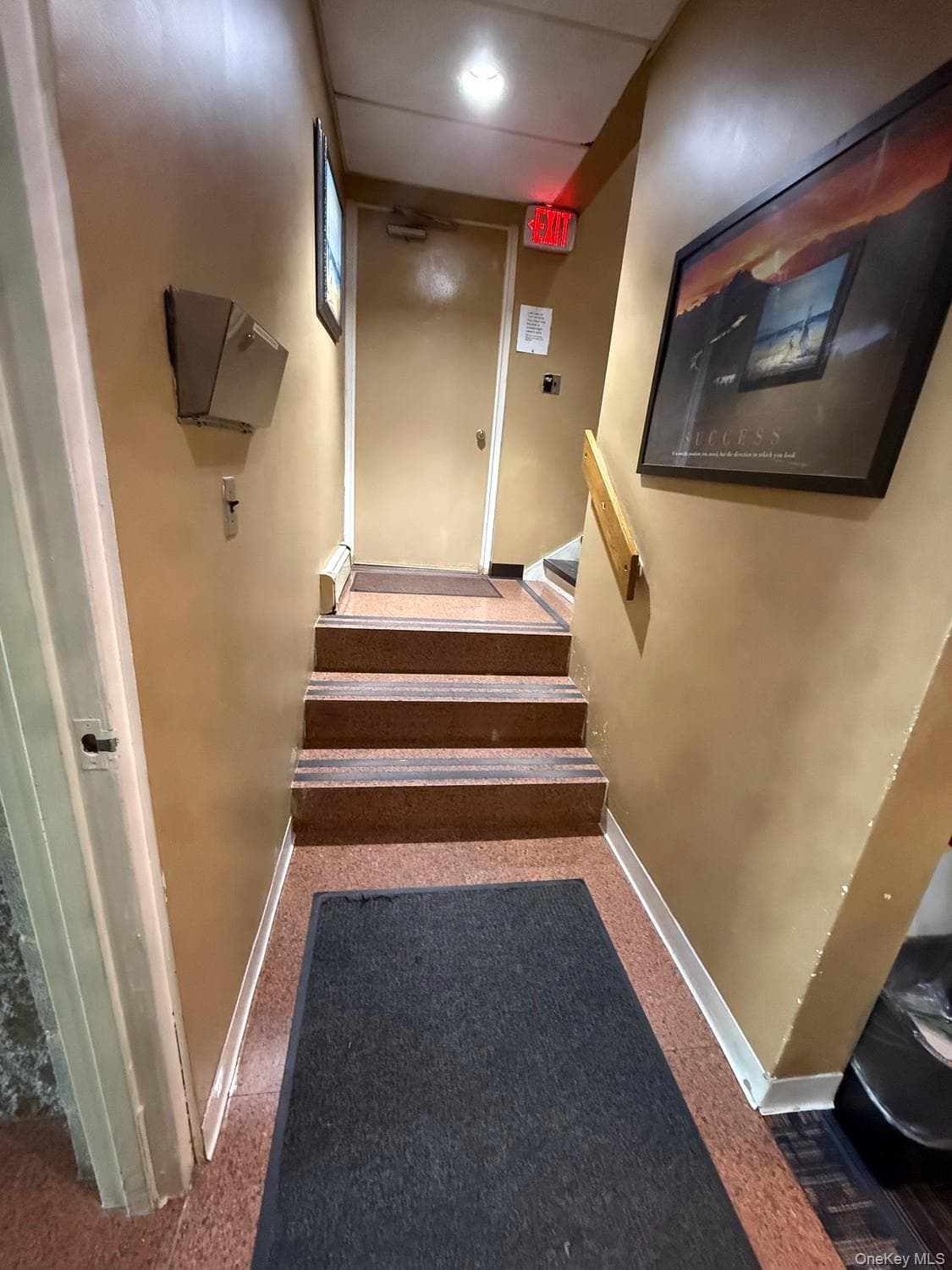 6 Lincoln Avenue thumbnail 22