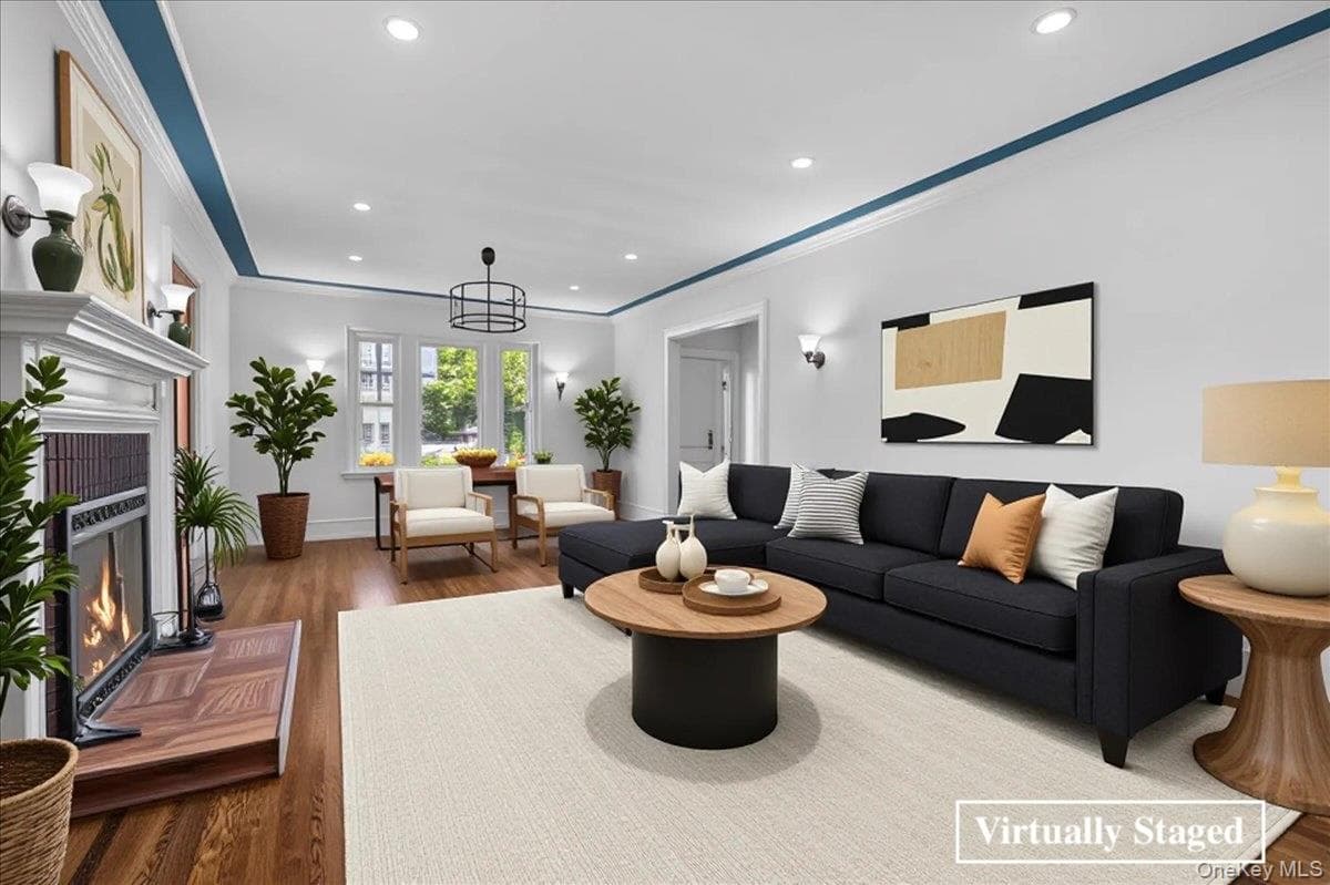 7 Thompson Street thumbnail 9