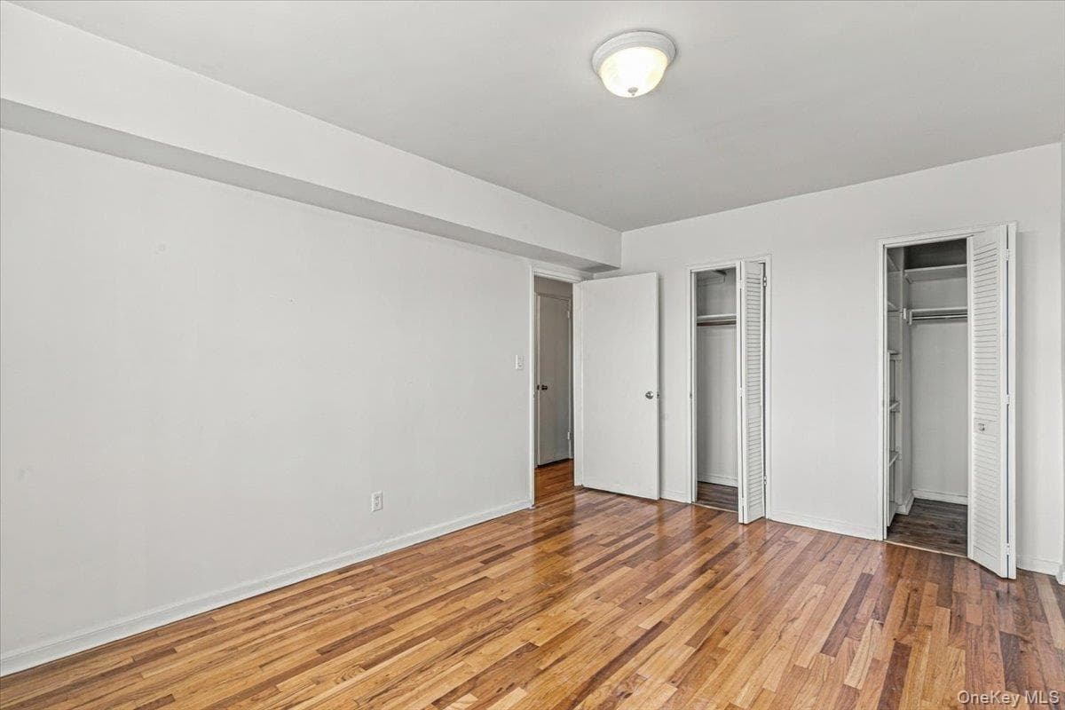 3815 149th Street Unit: 4L thumbnail 18