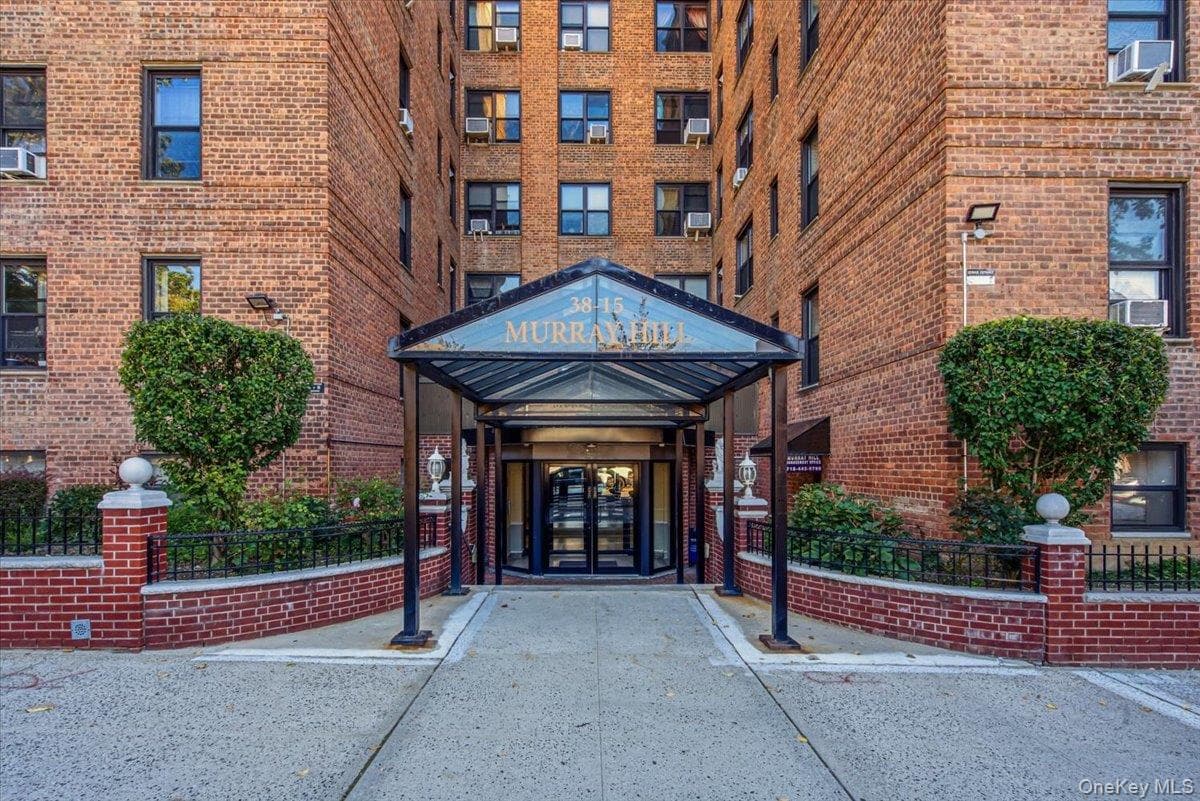 3815 149th Street Unit: 4L, Flushing