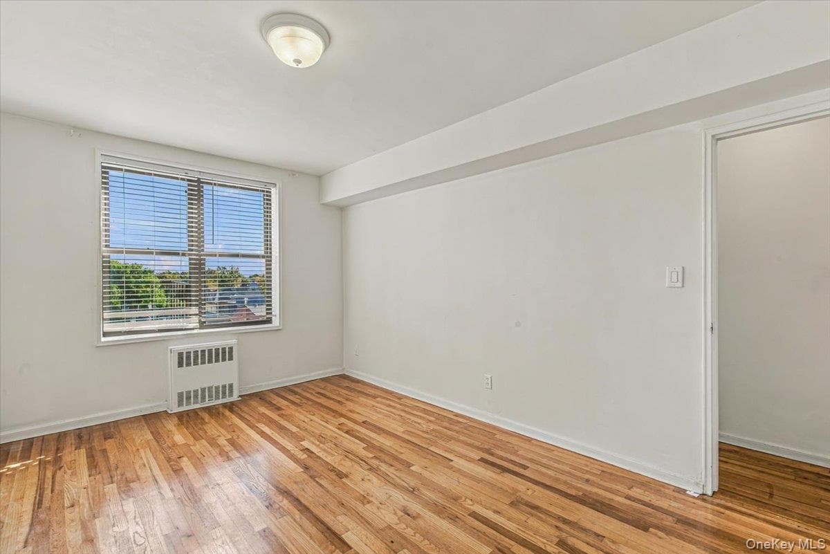 3815 149th Street Unit: 4L thumbnail 19