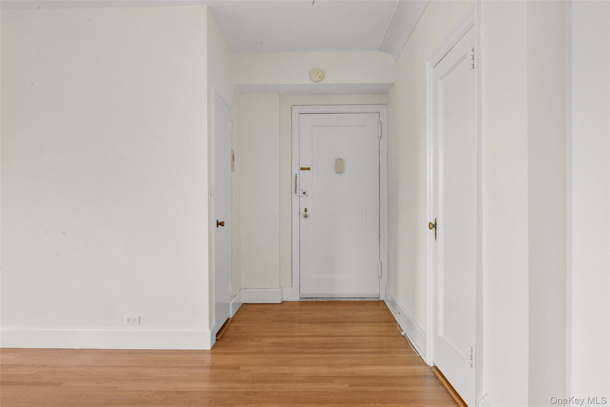 16 N Chatsworth Avenue Unit: 712 thumbnail 4