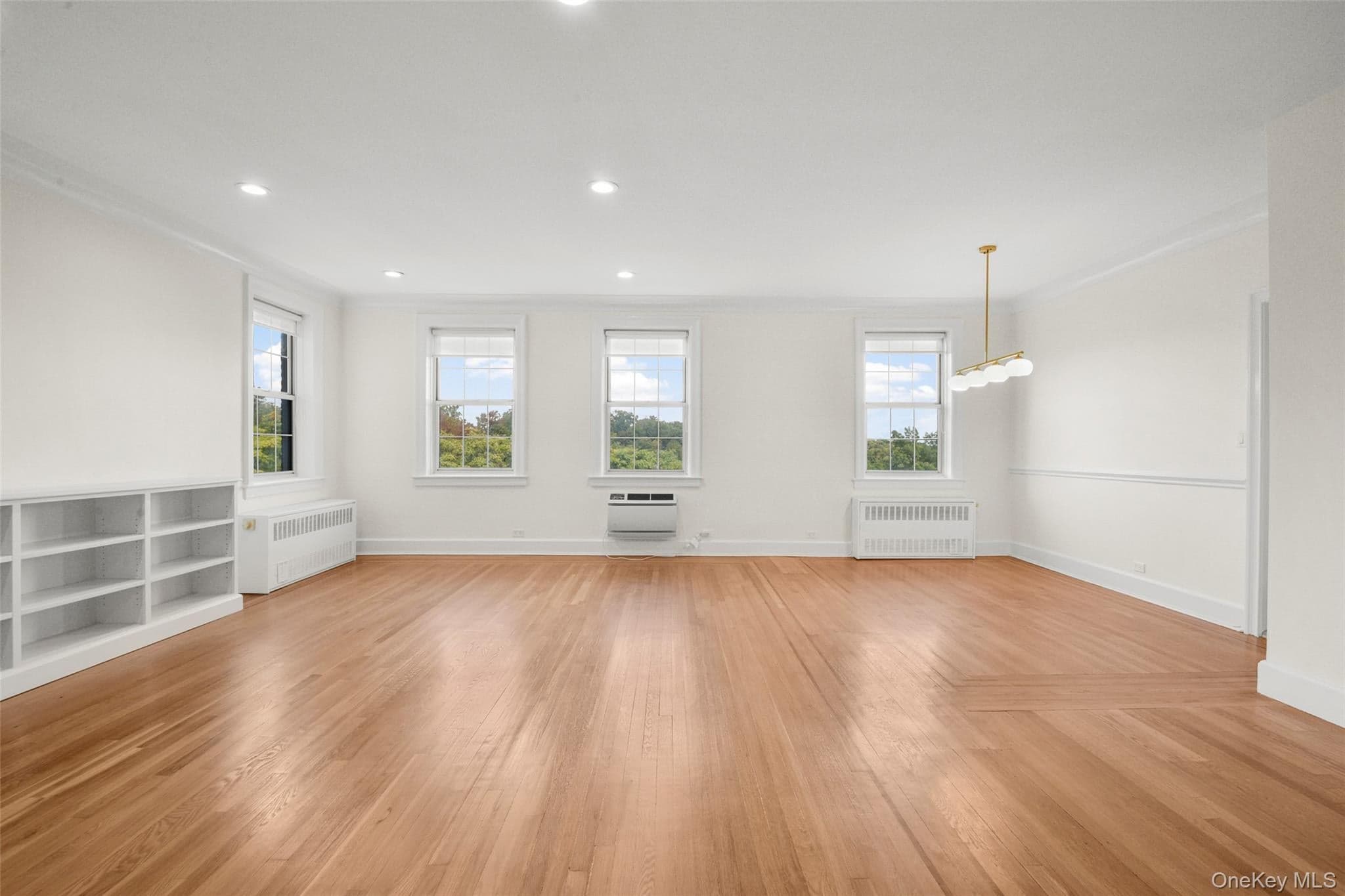 16 N Chatsworth Avenue Unit: 712 thumbnail 6