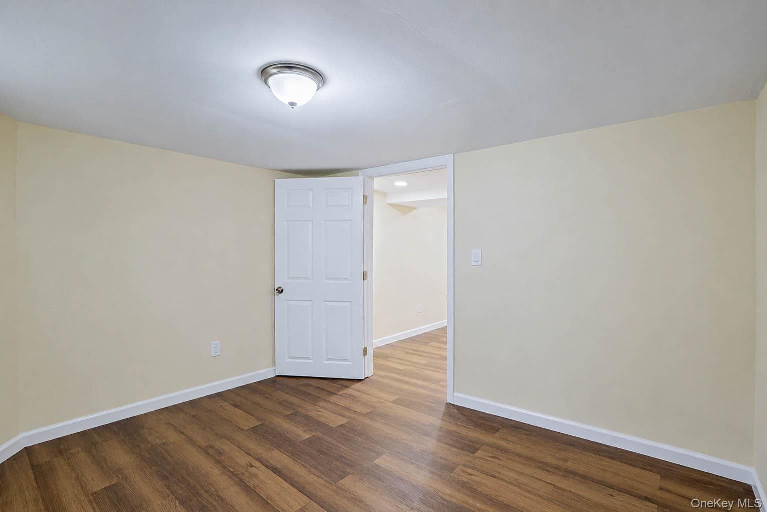 15 Dix Circle thumbnail 36