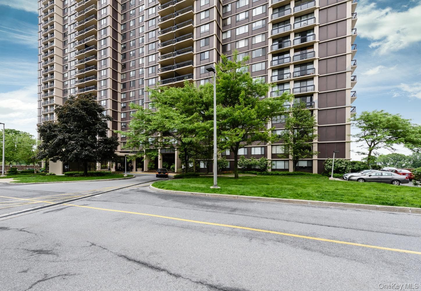 27110 Grand Central Parkway Unit: 29S thumbnail 2