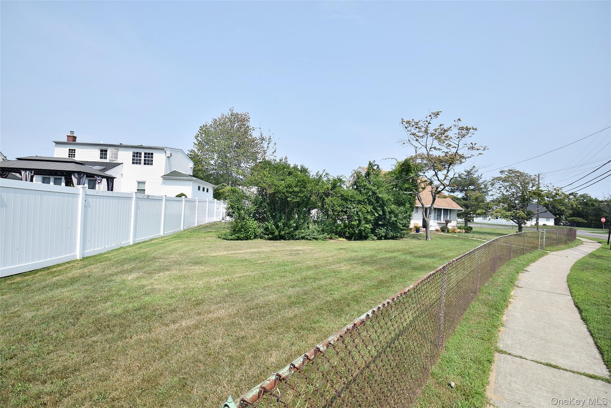 101 Phyllis Drive thumbnail 2
