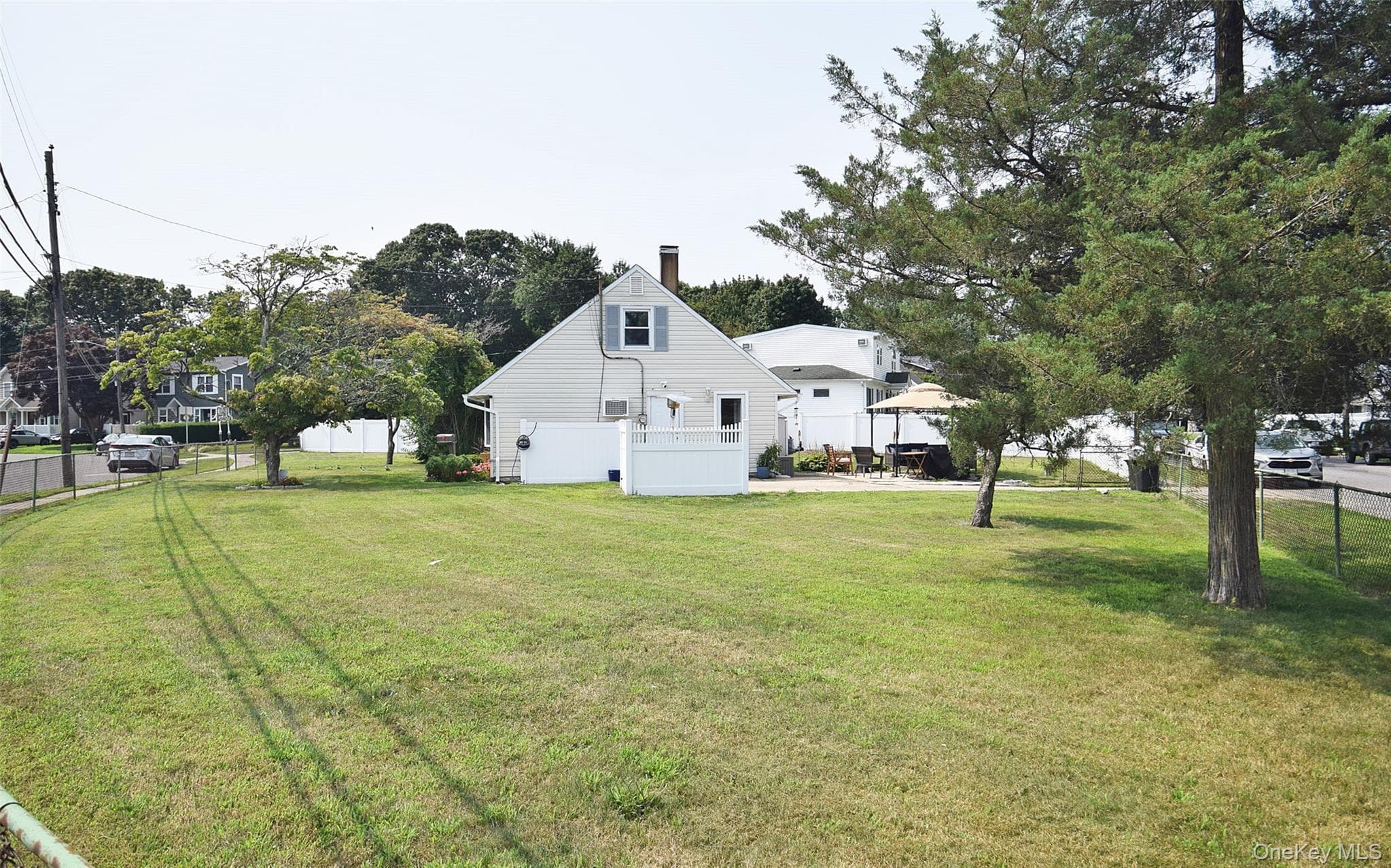 101 Phyllis Drive thumbnail 3