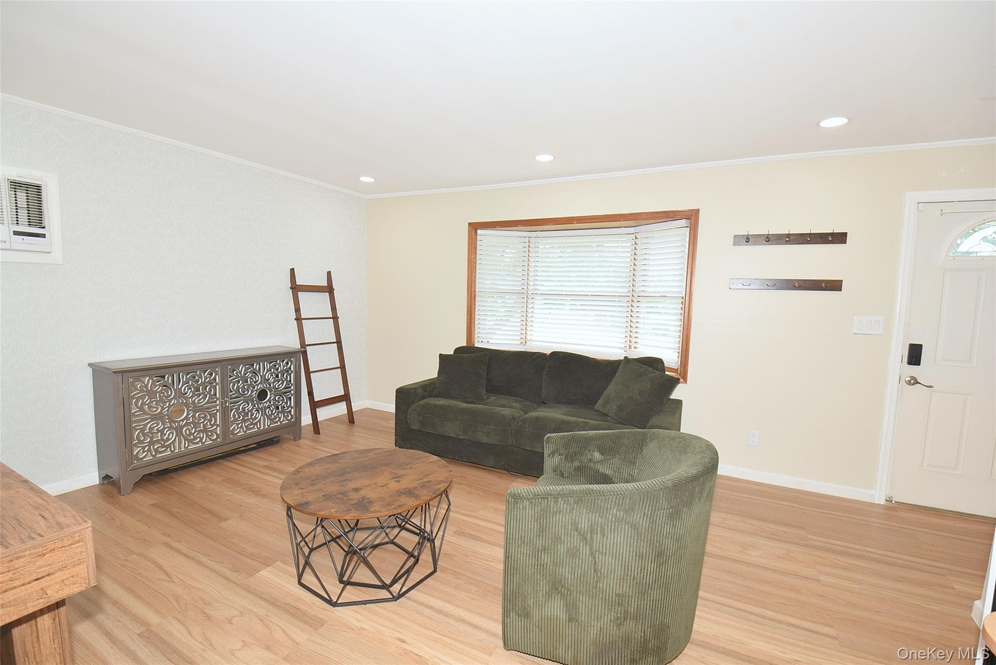 101 Phyllis Drive thumbnail 12
