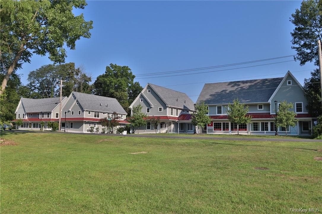 33 Firehouse Lane thumbnail 19