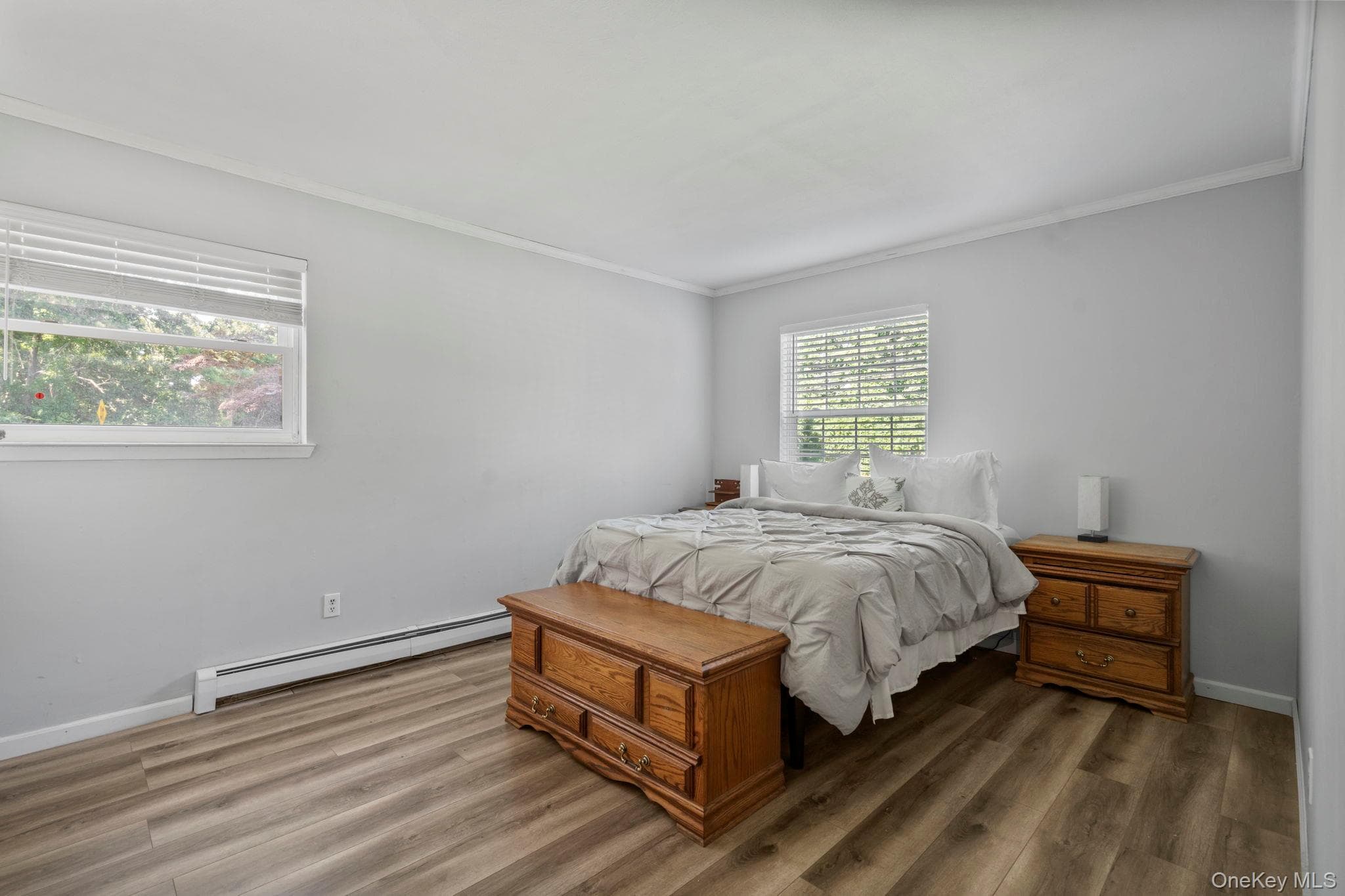 28 Yaphank Avenue thumbnail 6