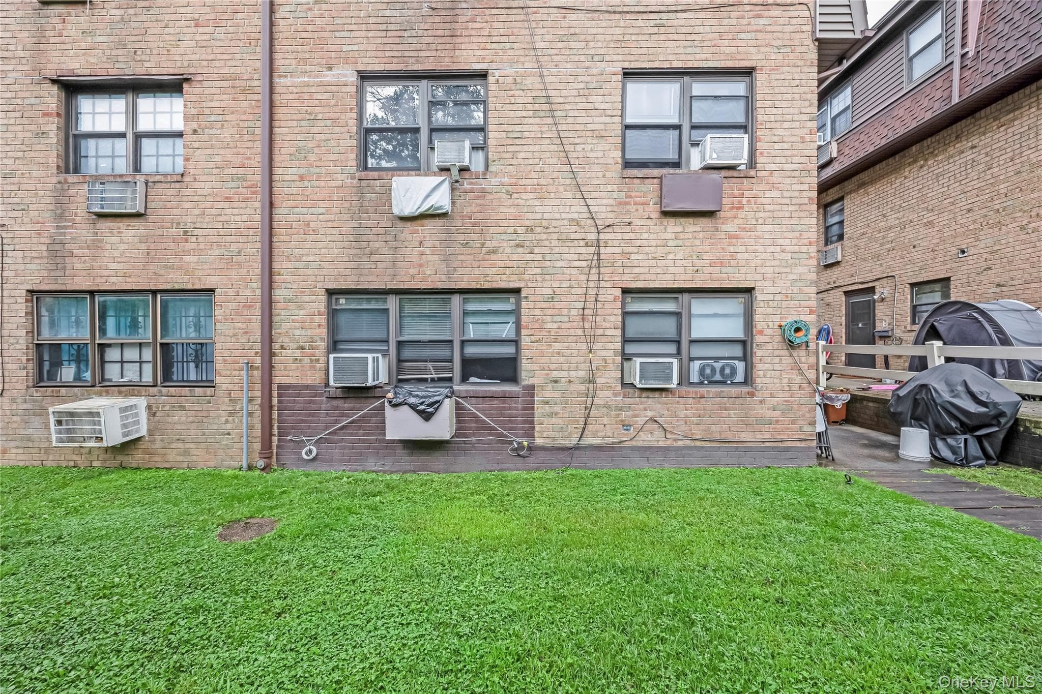 61-26 233rd Street thumbnail 24