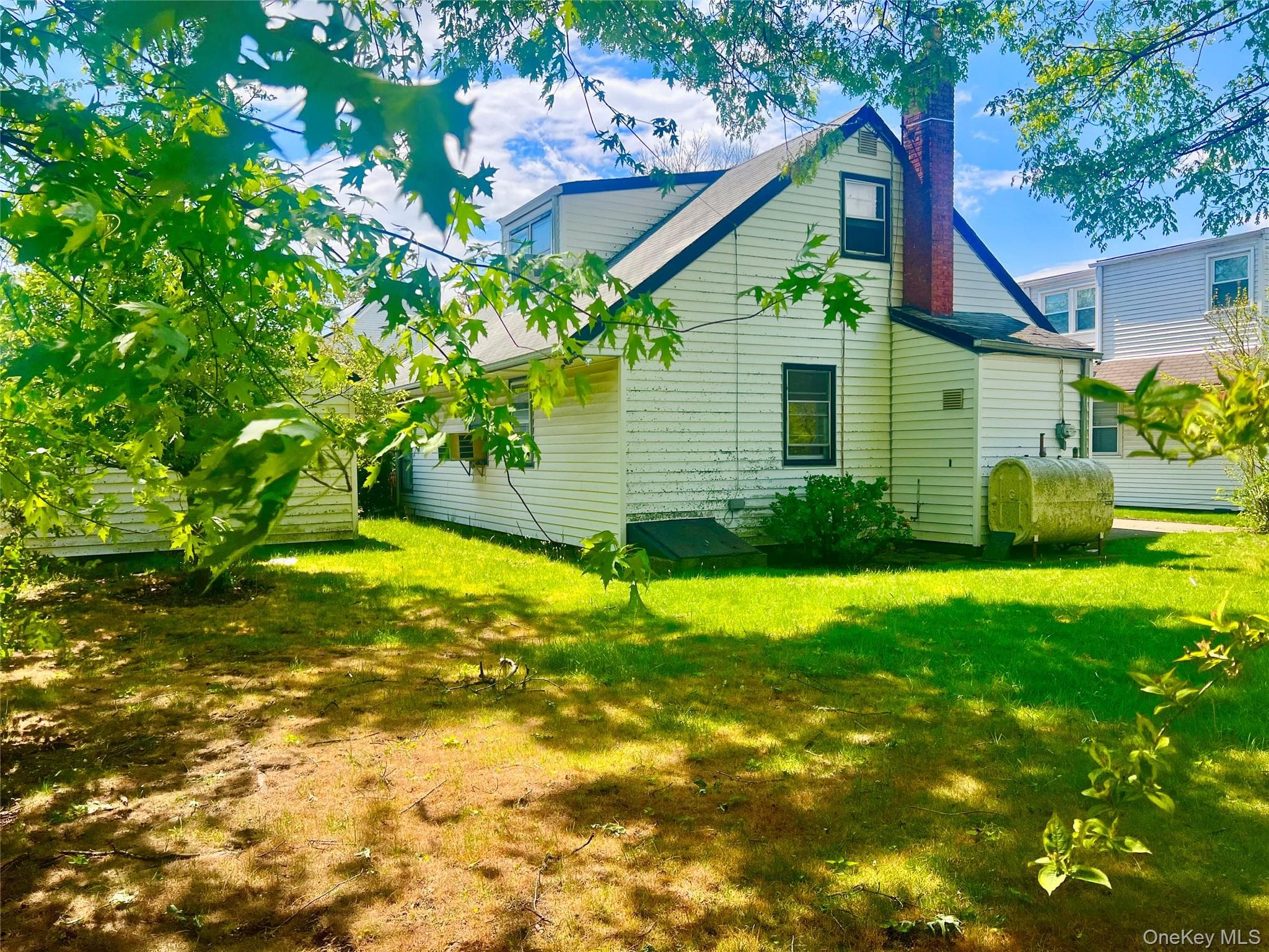 446 Howard Avenue thumbnail 13