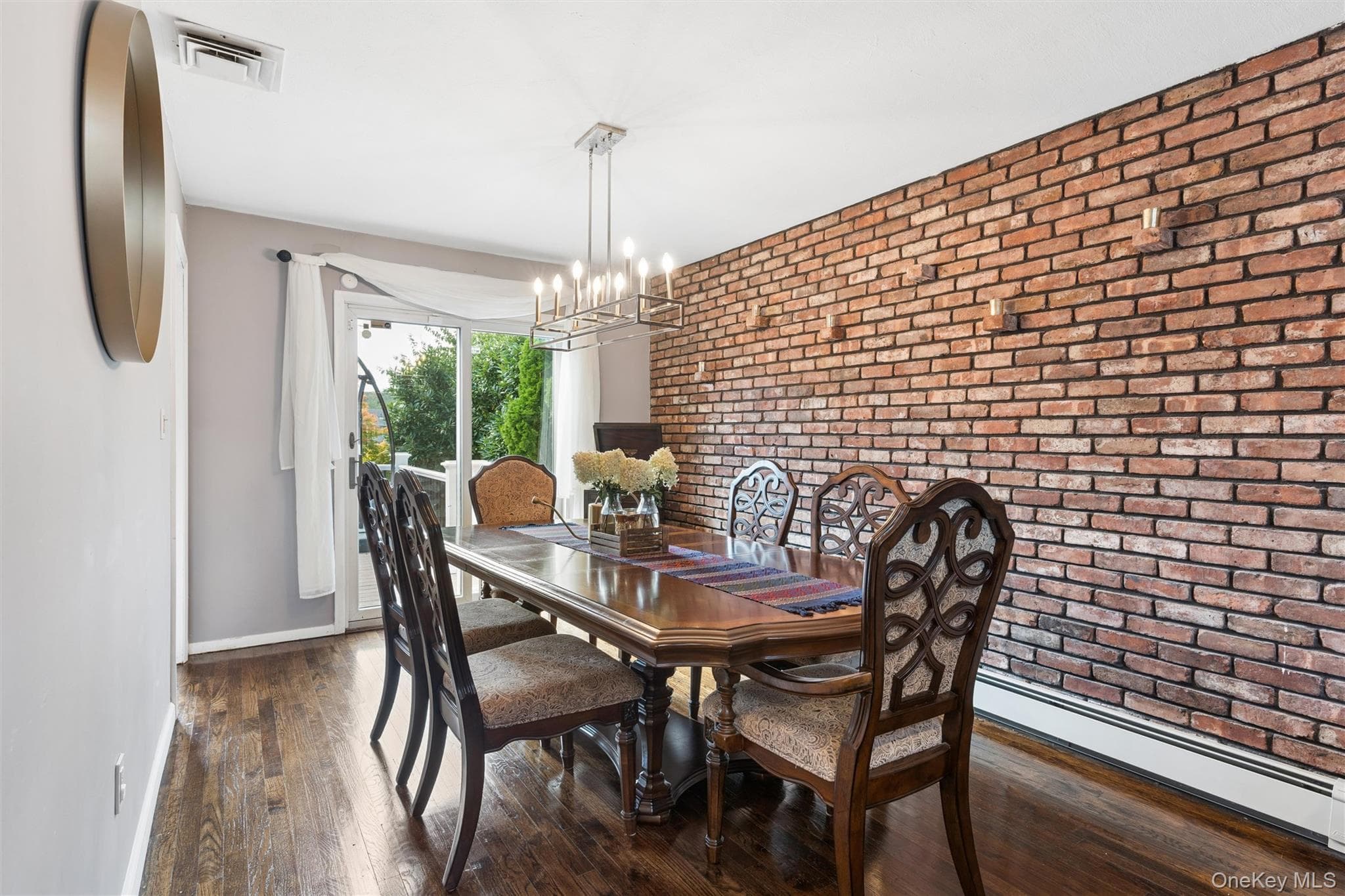 1650 James Street thumbnail 14