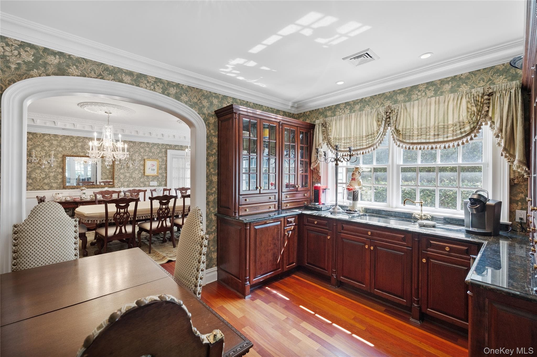 608 Shore Drive thumbnail 19