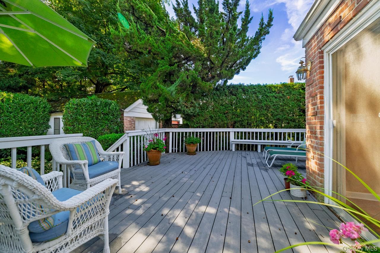 455 Morris Avenue thumbnail 17