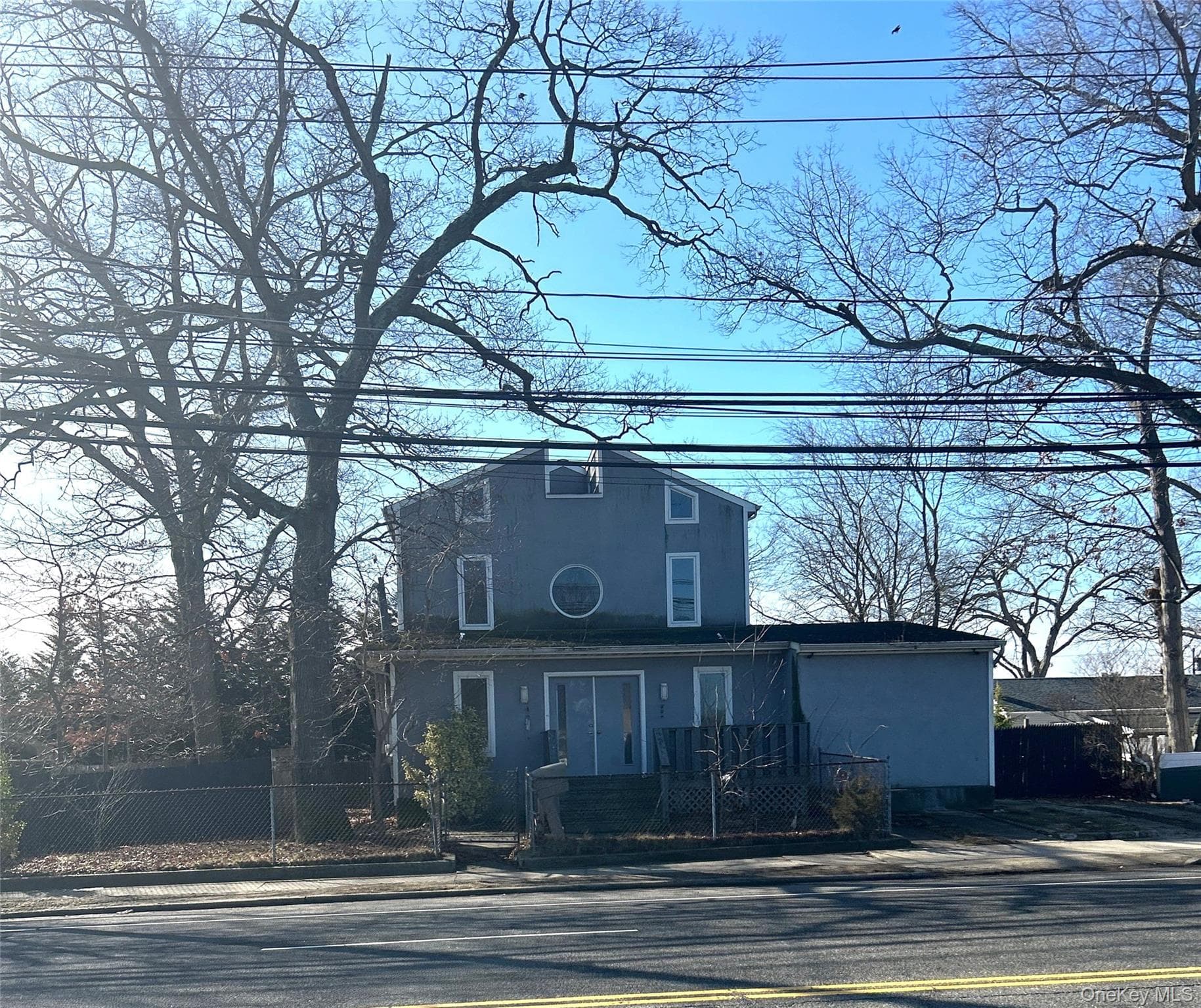90 Jerusalem Avenue thumbnail 2