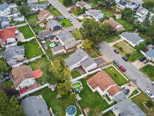 126 Claywood Drive thumbnail 36