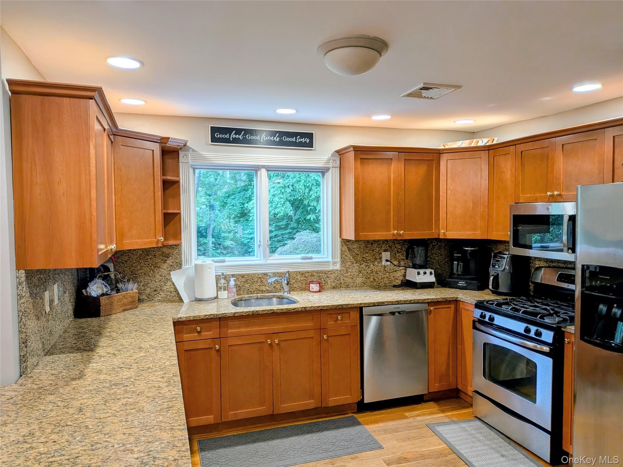 149 Grassy Pond Drive thumbnail 6