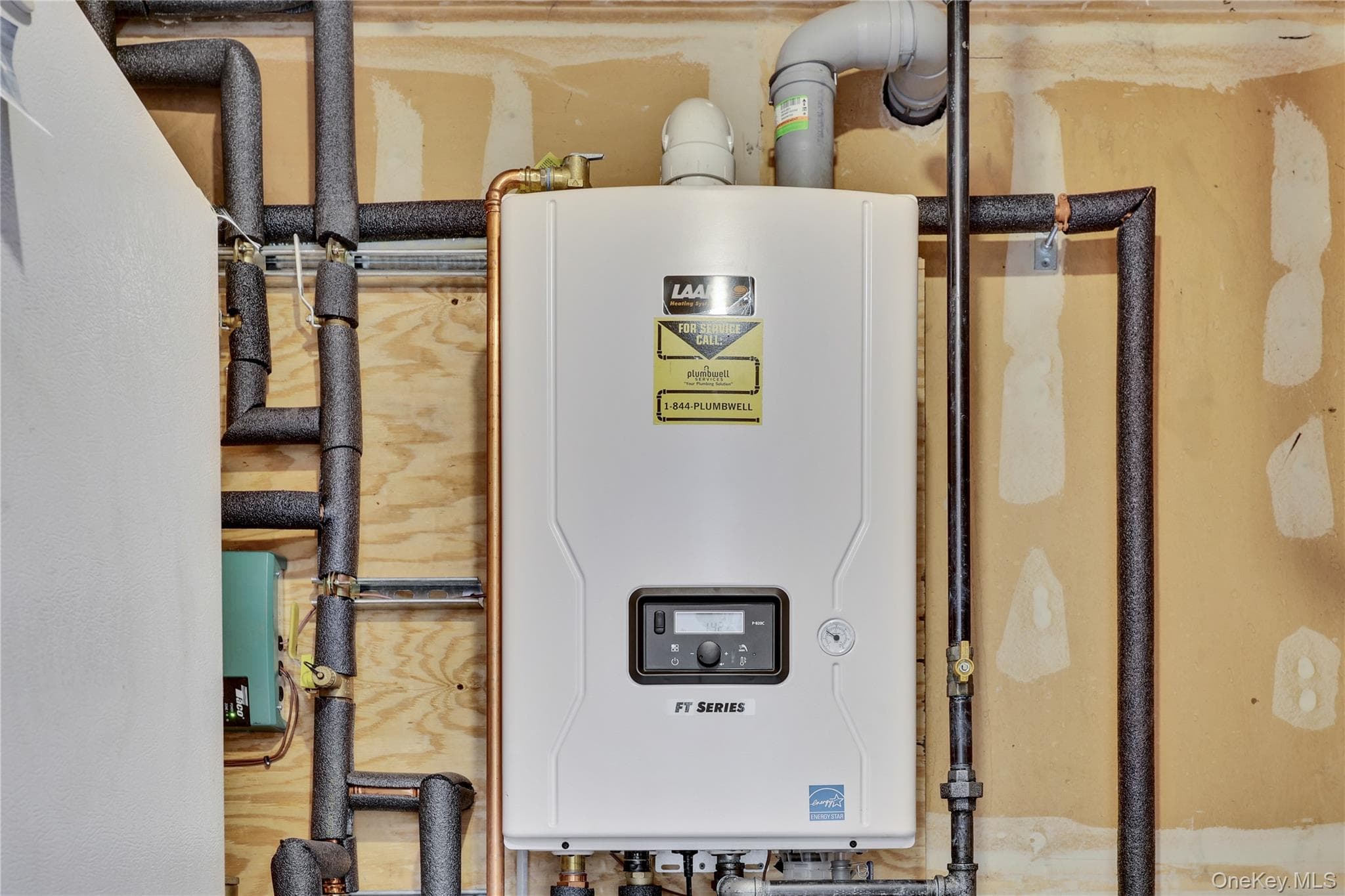 22 Woodmere Boulevard thumbnail 23