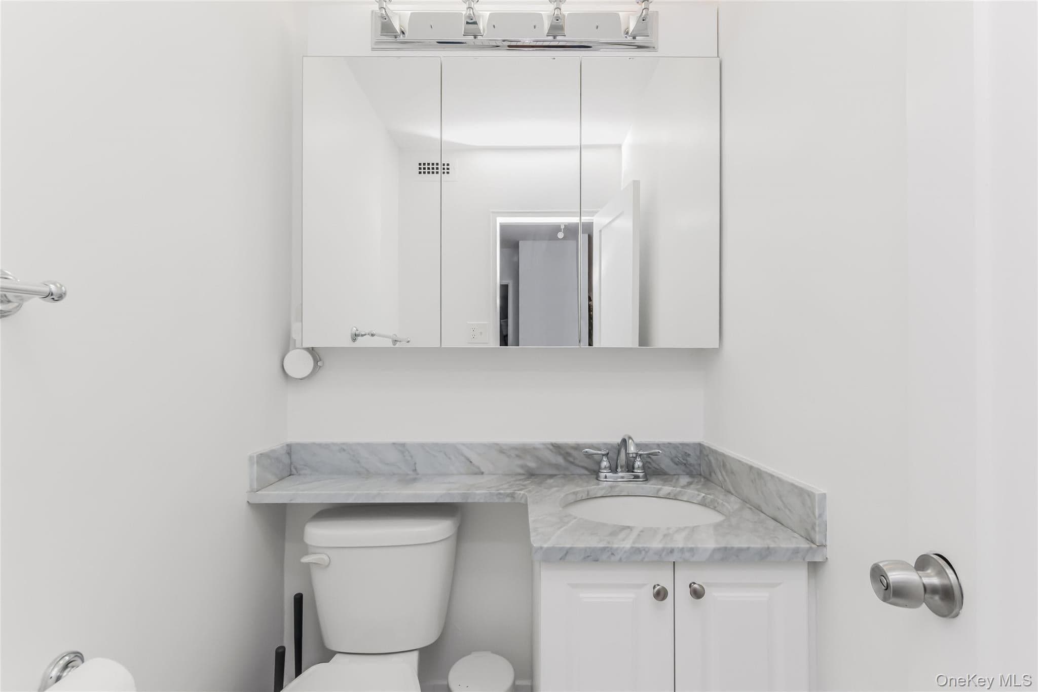2500 Johnson Avenue Unit: 15G thumbnail 13