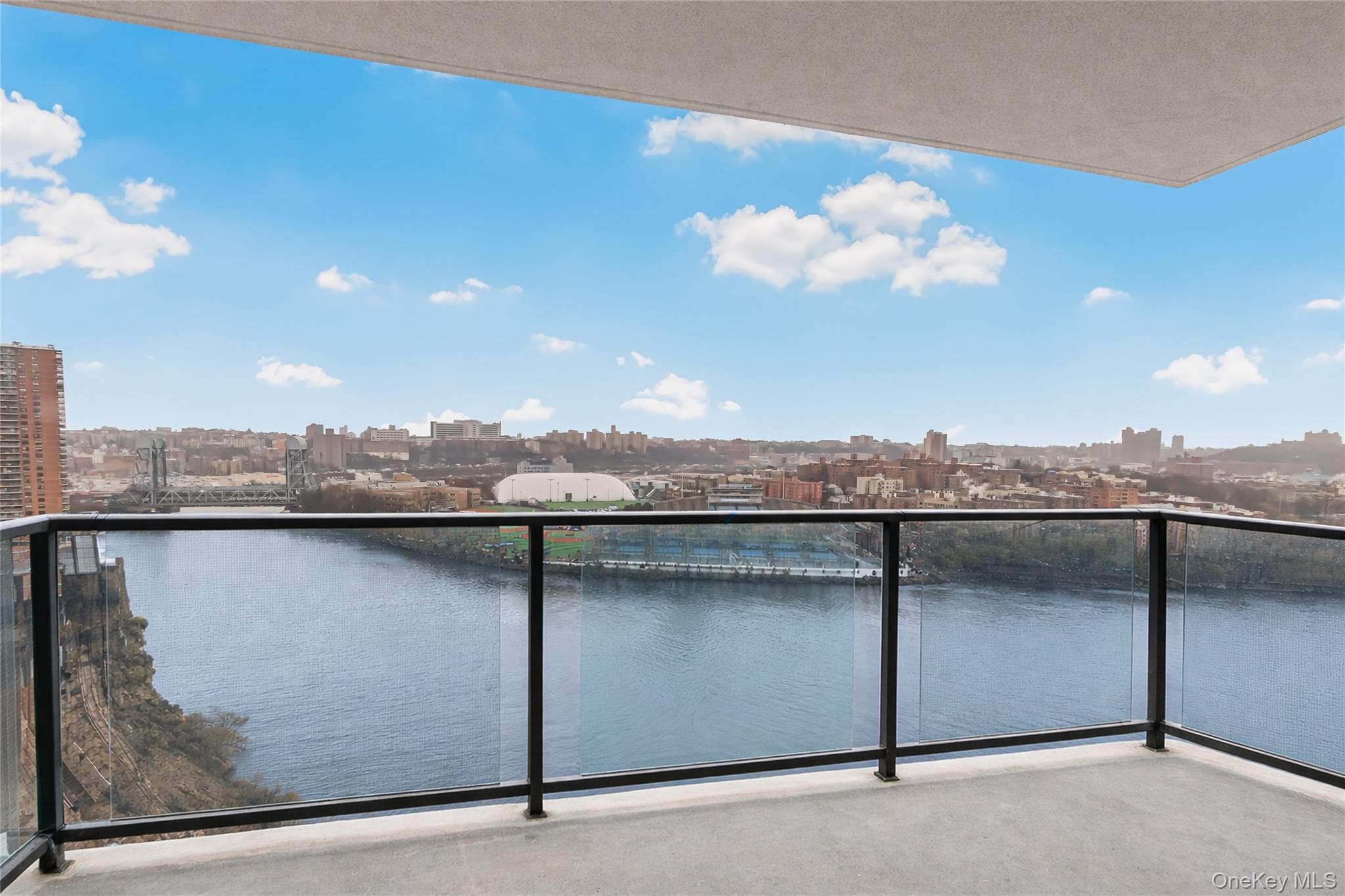 2500 Johnson Avenue Unit: 15G, Bronx