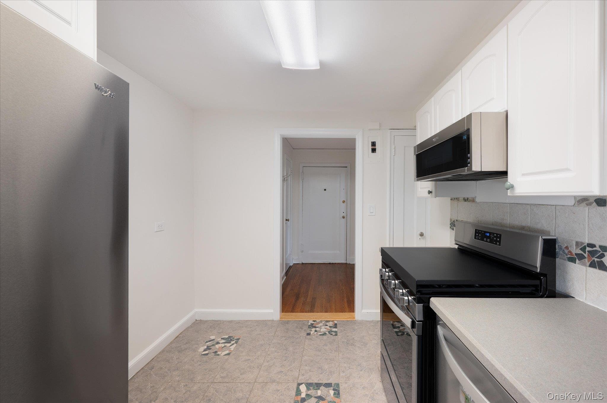 52 Underhill Road Unit: #ML thumbnail 11