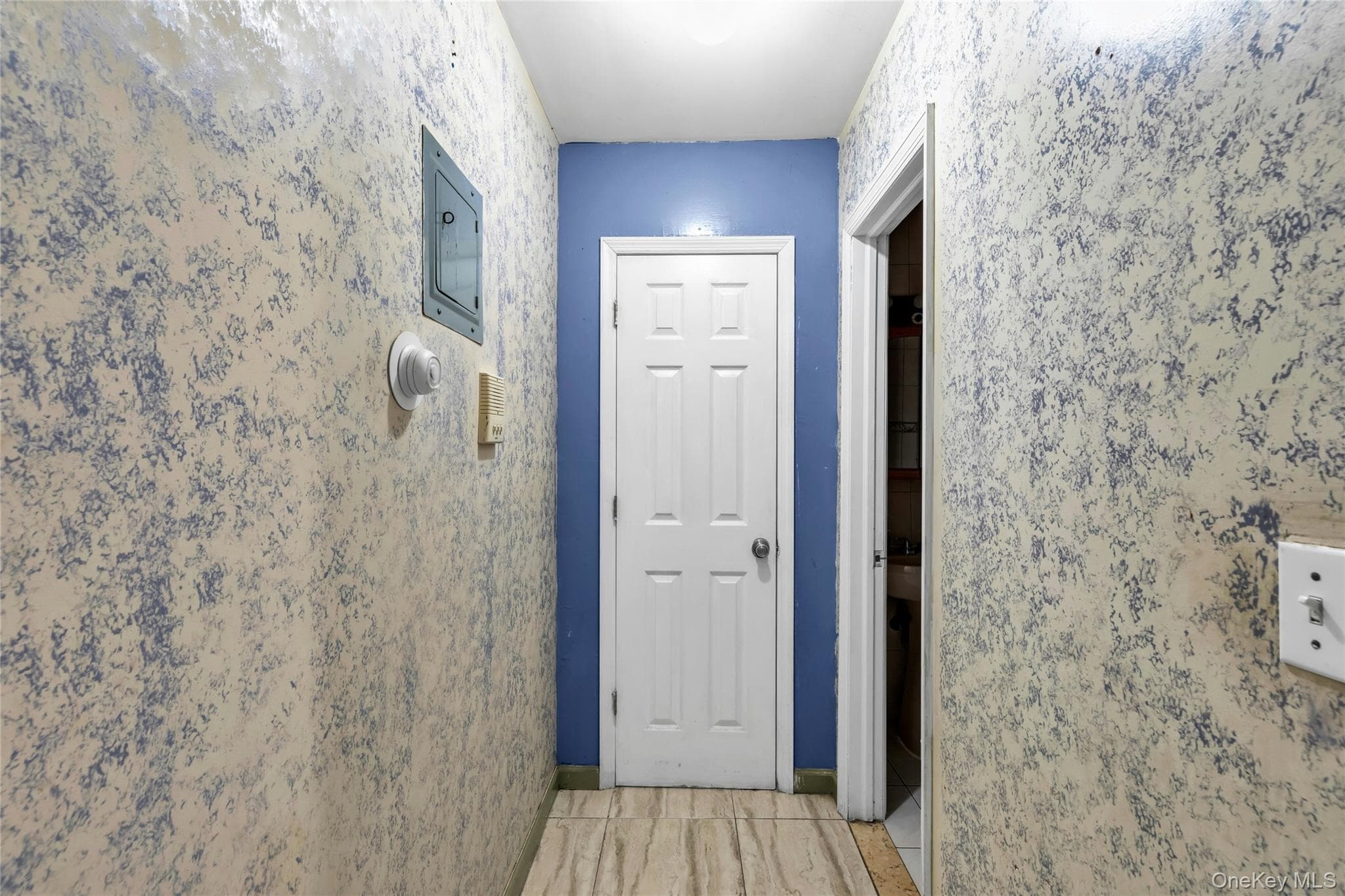 102-18 Radcliff Avenue thumbnail 28