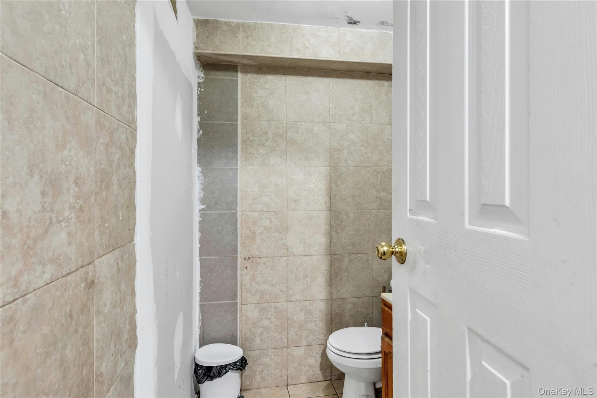 102-18 Radcliff Avenue thumbnail 44