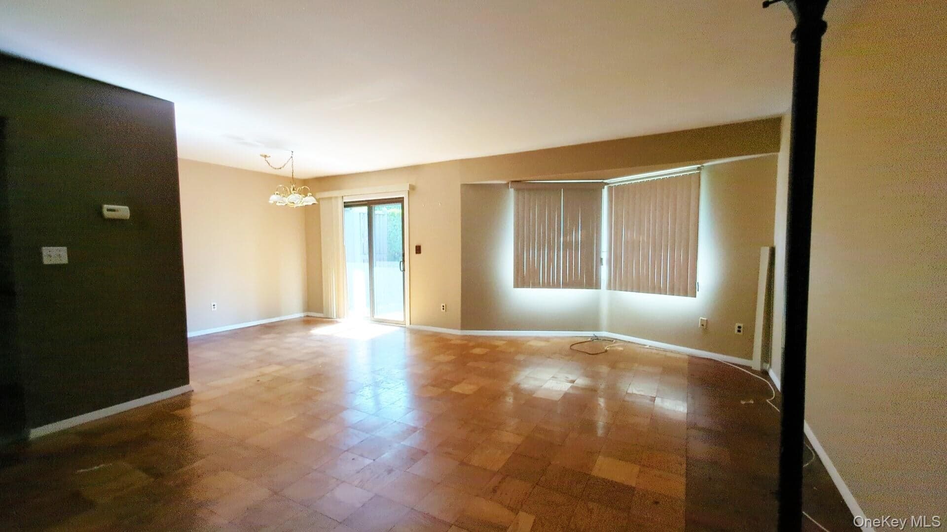 5 Devon Court Unit: B thumbnail 7