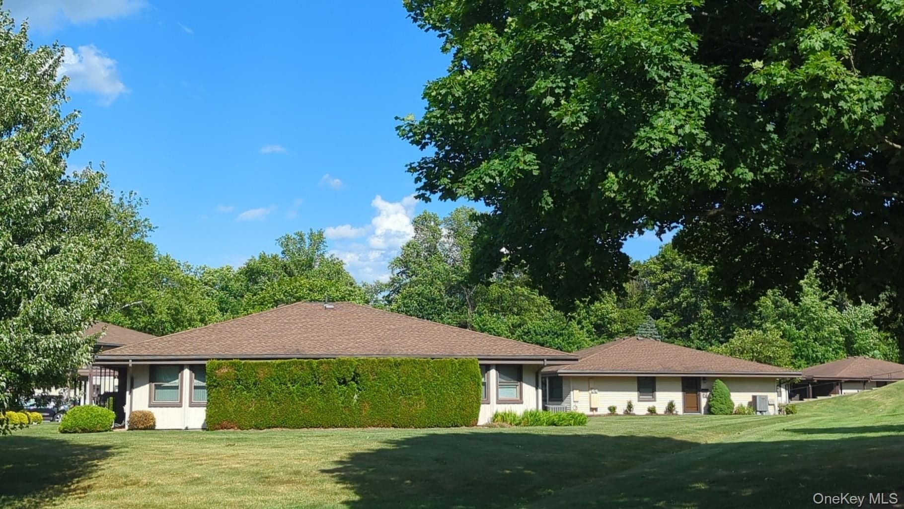 5 Devon Court Unit: B thumbnail 22