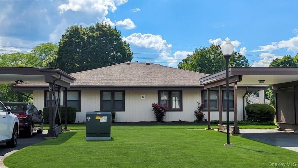 5 Devon Court Unit: B, Yorktown Heights