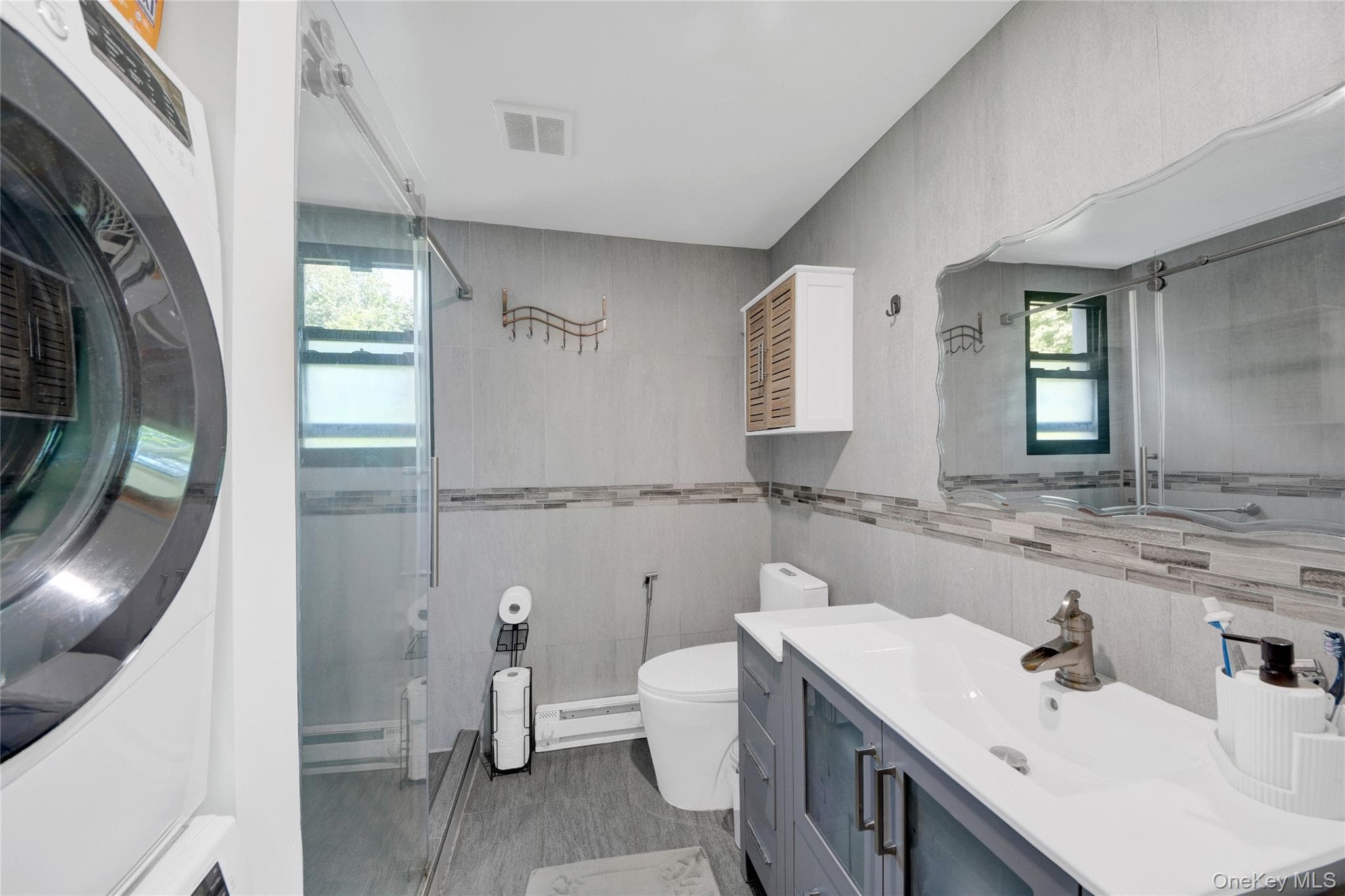 435 Birdsall Drive thumbnail 16