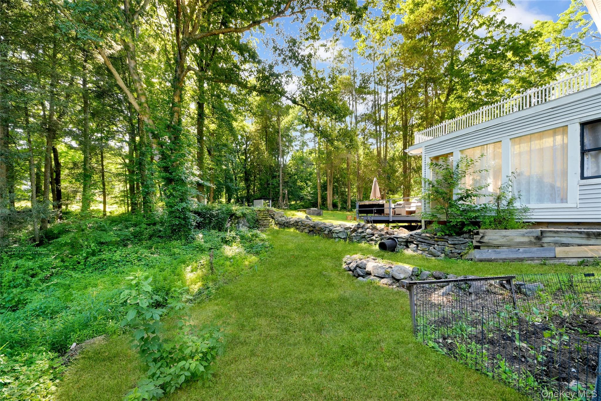 435 Birdsall Drive thumbnail 31